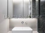 Photo 355619238