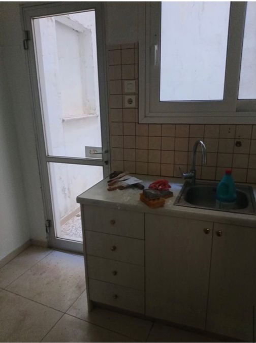 Photo 356537070