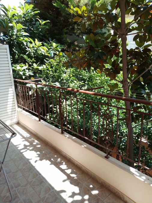 Photo 356555871