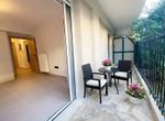 Photo 356676474