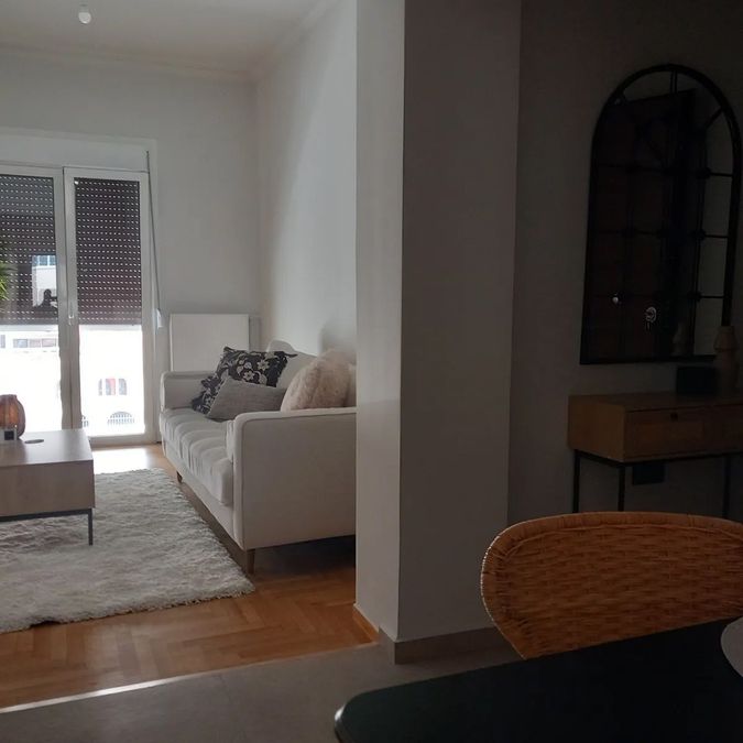 Photo 356727723