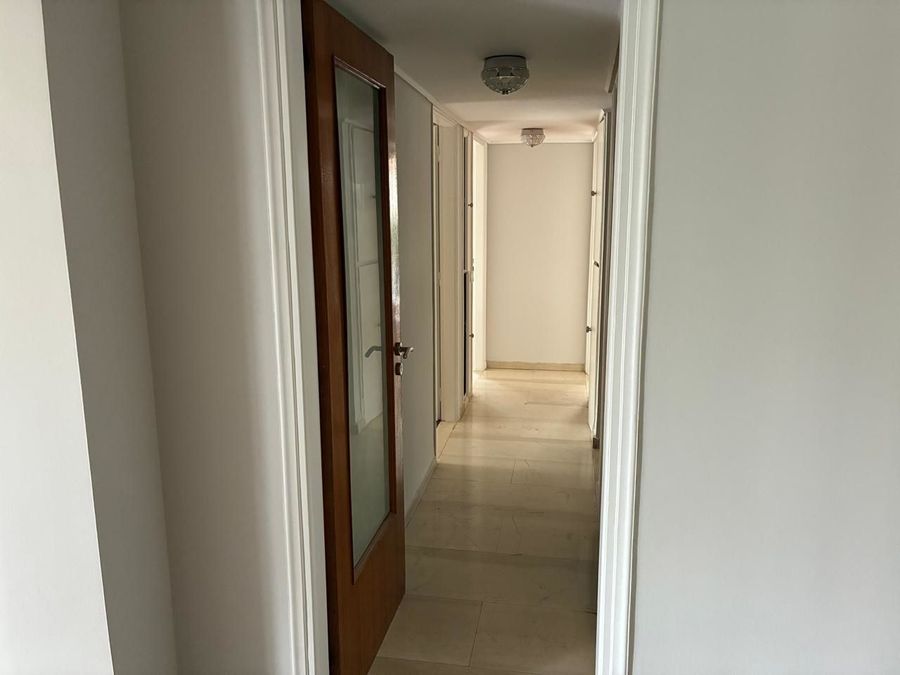 Photo 357135915