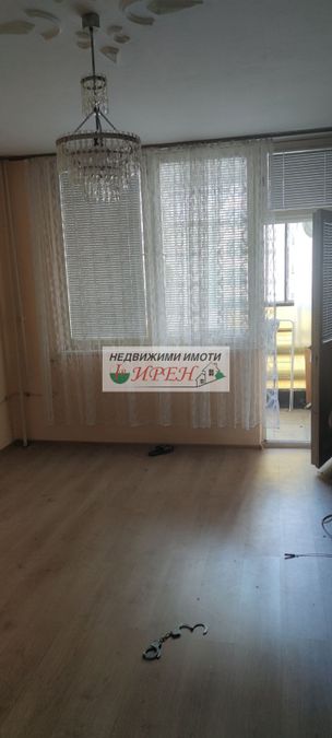 Снимка 357805995