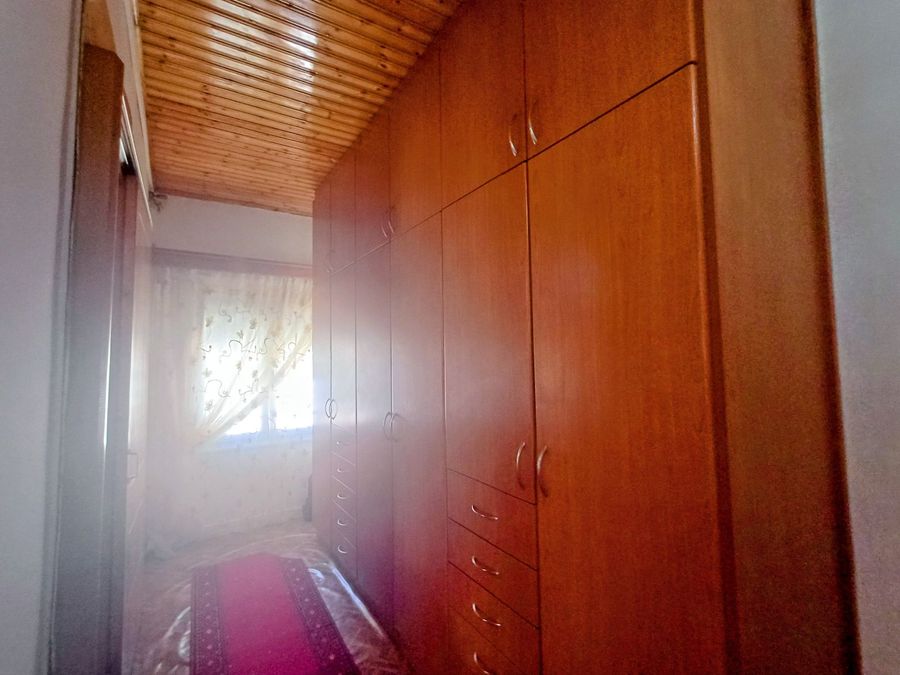 Photo 358295565