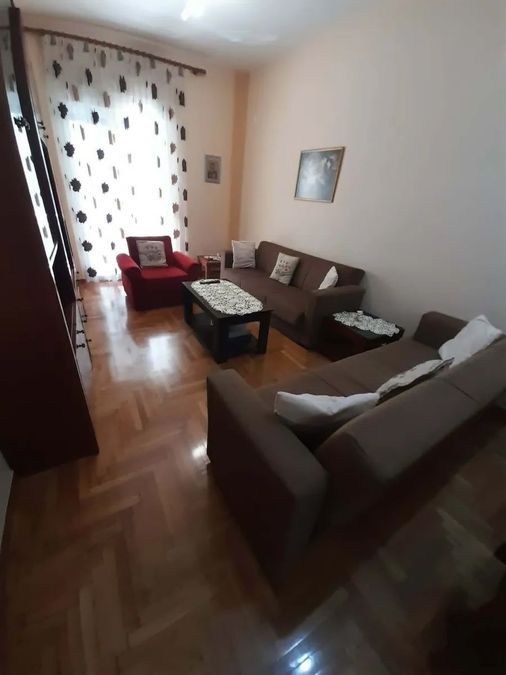 Photo 358390410