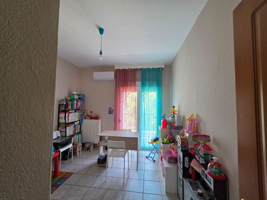 Photo 358452042