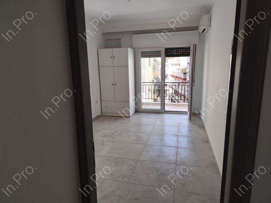 Photo 358721010