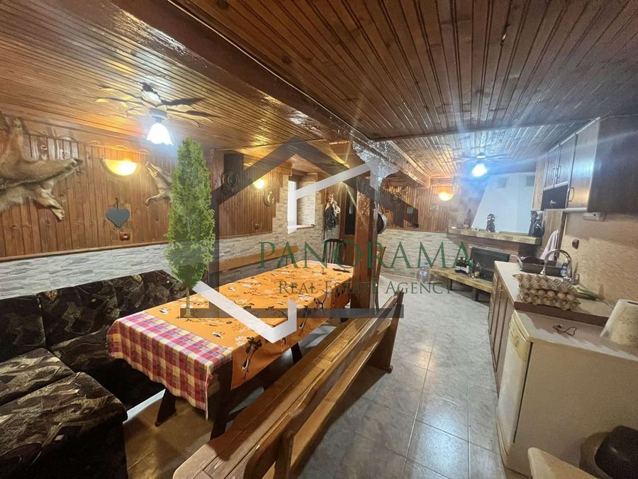 Снимка 358853838