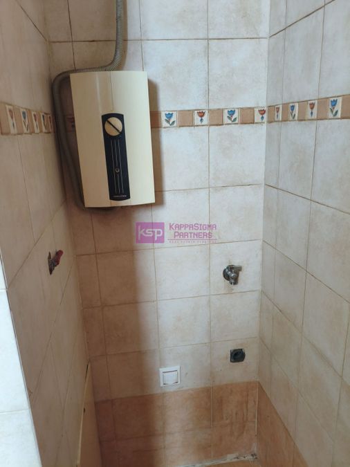 Photo 359648787