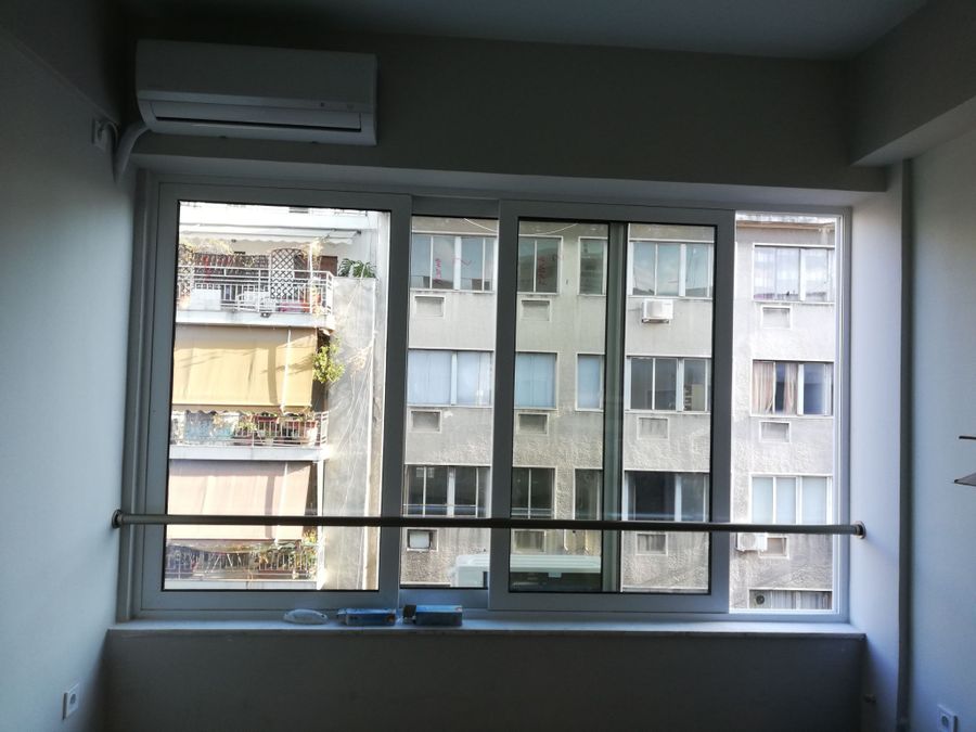 Photo 359971536