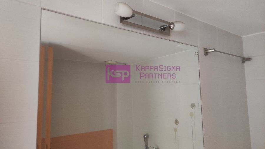 Photo 360097158