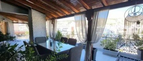 Photo 360115587