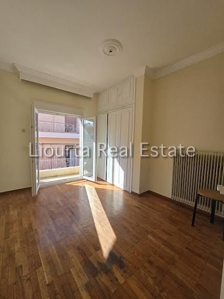 Photo 360209886