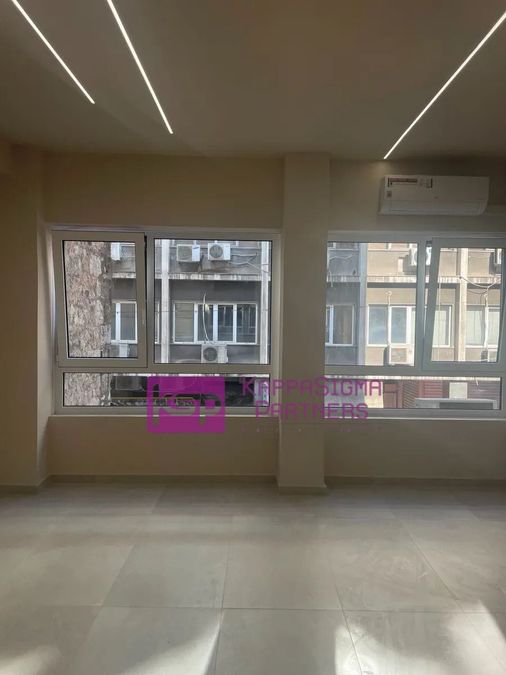 Photo 360237465