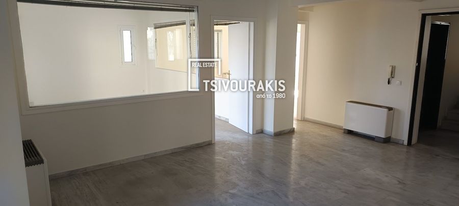 Photo 360296646