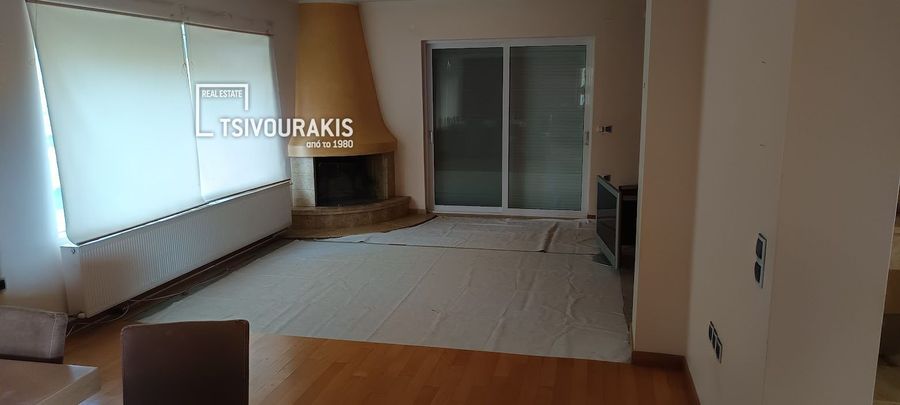 Photo 360296820