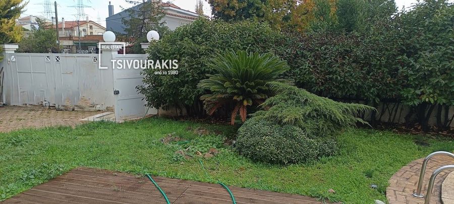 Photo 360296832