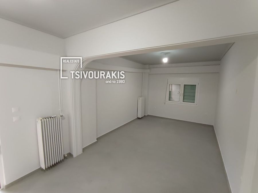 Photo 360299415