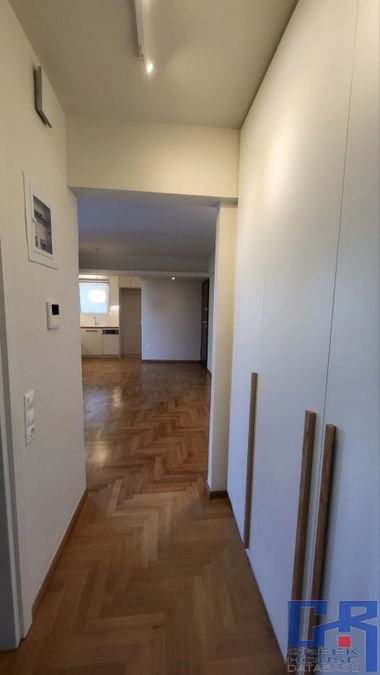 Photo 360314895