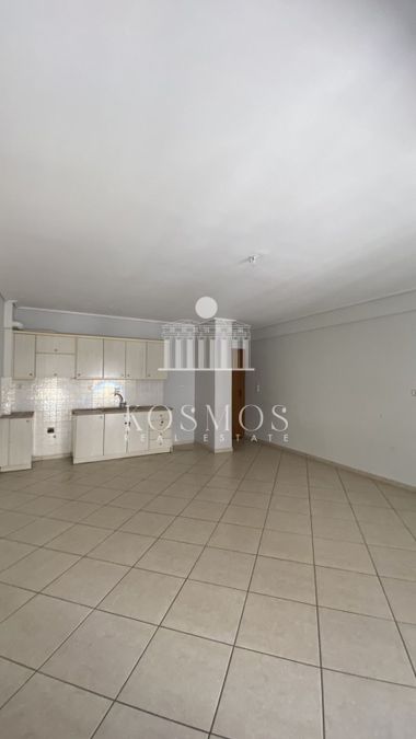 Photo 360345006