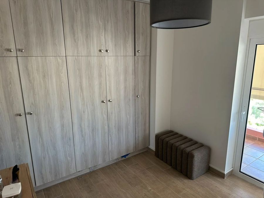 Photo 360346668