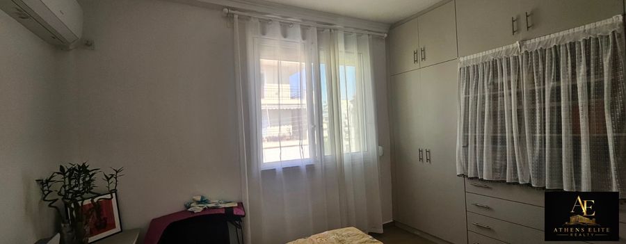 Photo 360347181