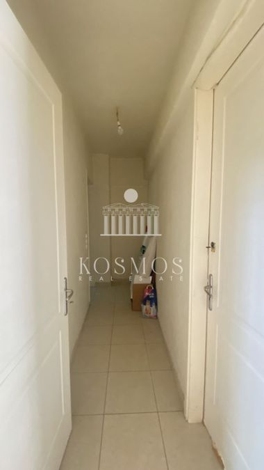 Photo 360347253