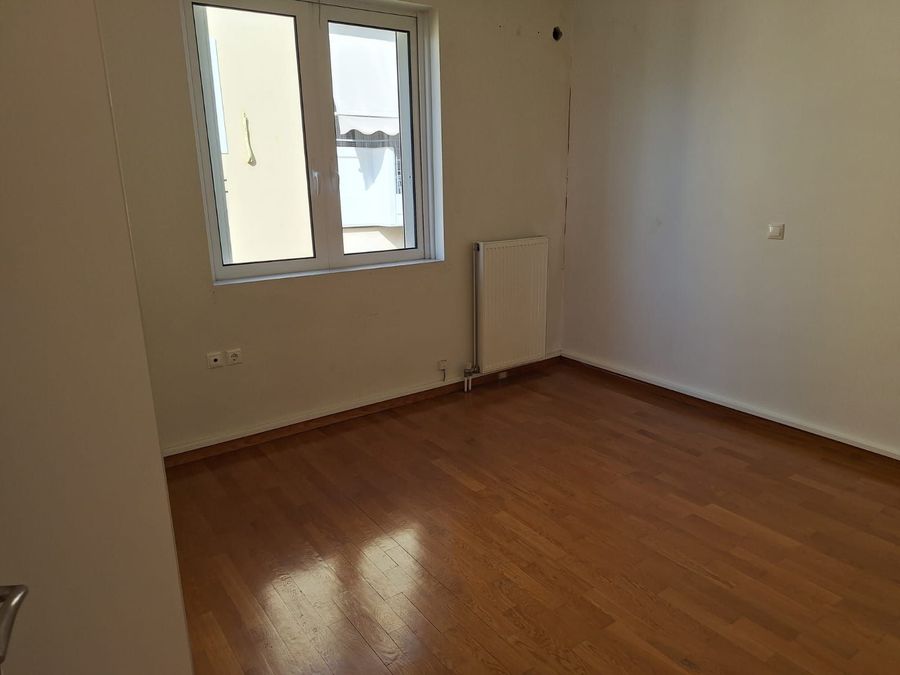 Photo 360530175