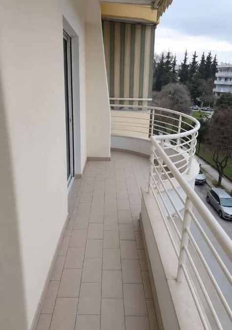 Photo 360597630