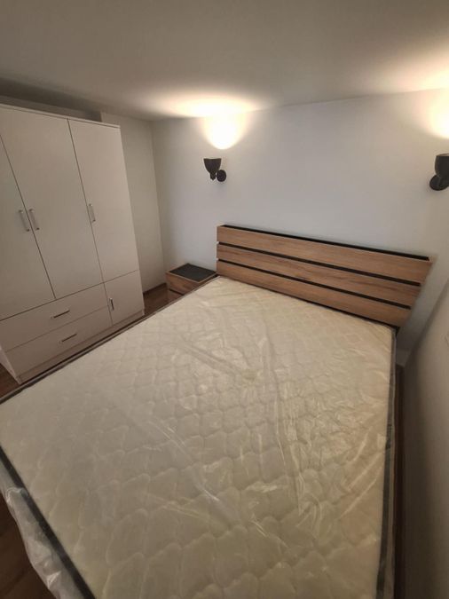 Photo 360610209