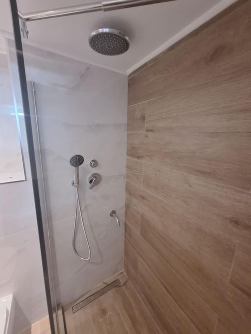 Photo 360610665