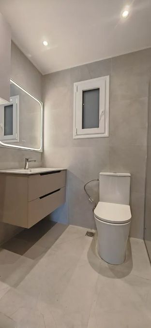 Photo 360925350