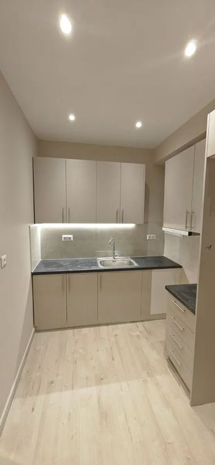 Photo 360926121