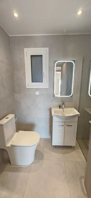 Photo 360926253