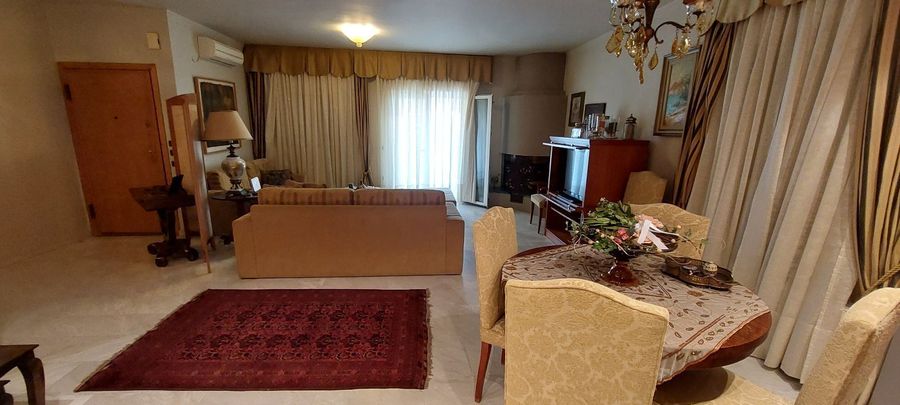 Photo 360973629