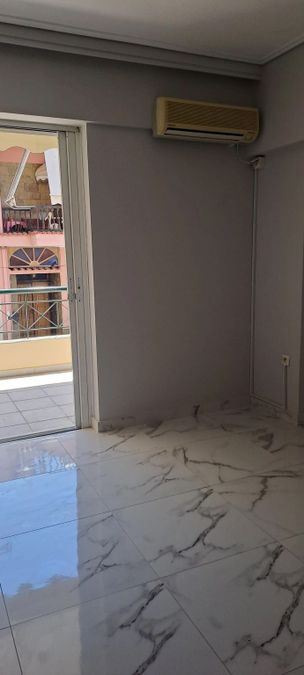 Photo 361933773