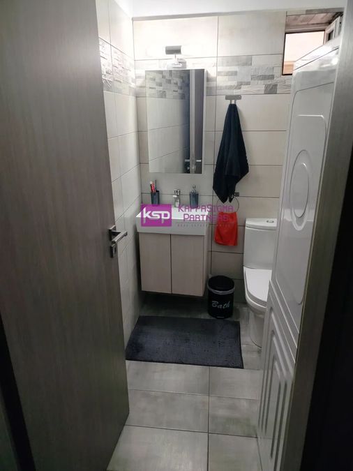 Photo 362187789