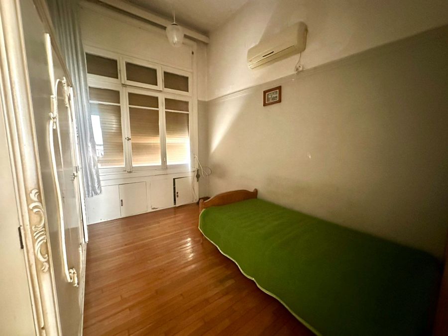 Photo 363237717