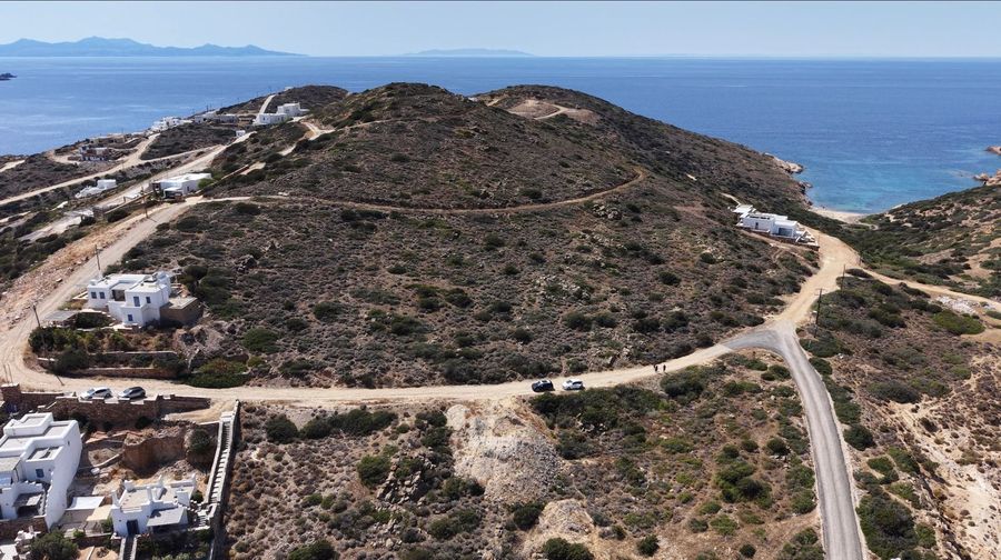 Plot Agios Georgios