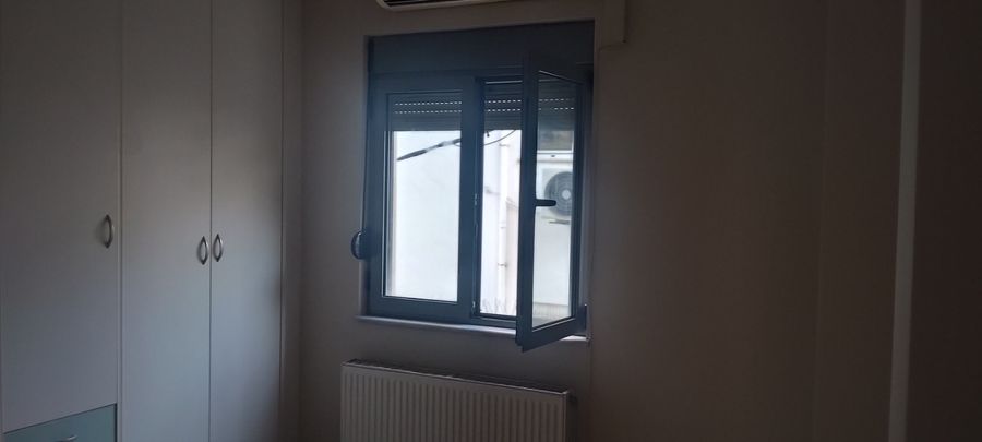 Photo 364650261