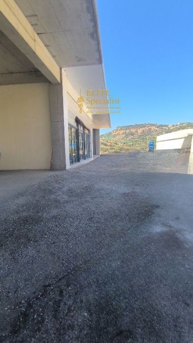 Photo 364710759
