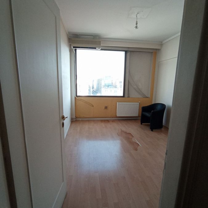 Photo 364931151