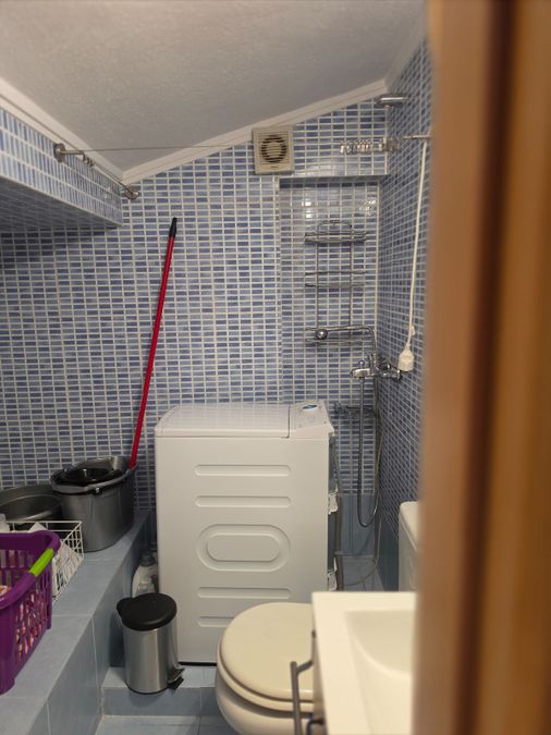 Photo 366010032