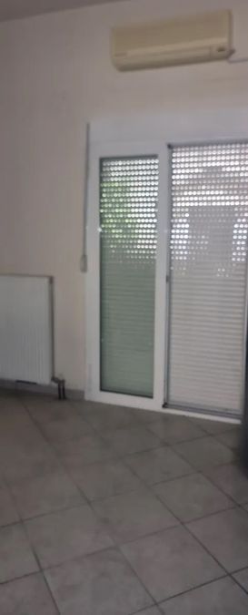 Photo 366388725