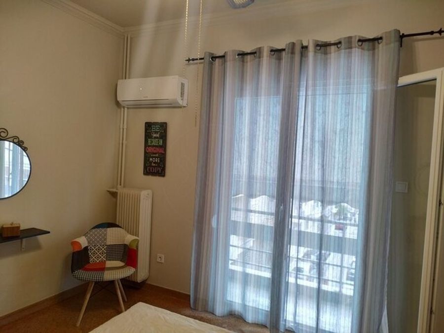 Photo 366456624