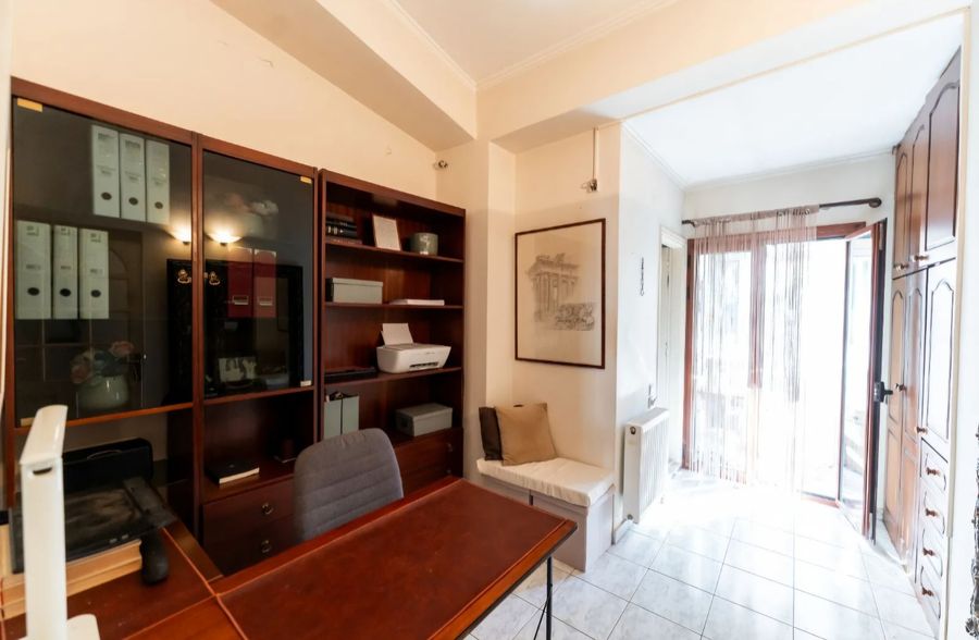 Photo 367025562