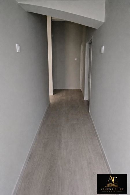Photo 367282089