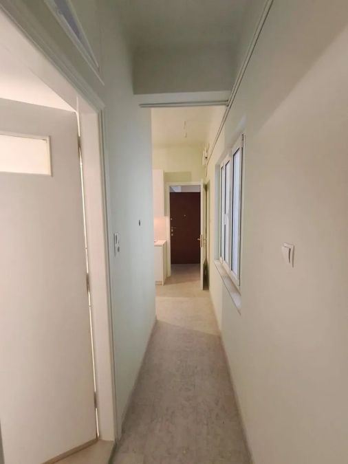Photo 367409682
