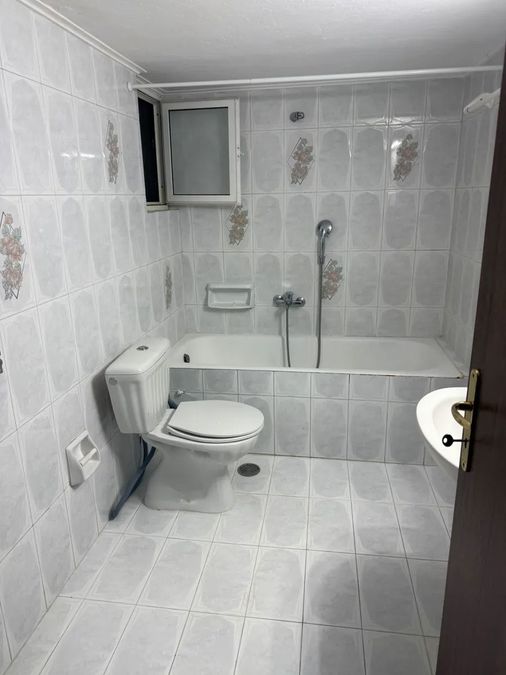 Photo 367676859