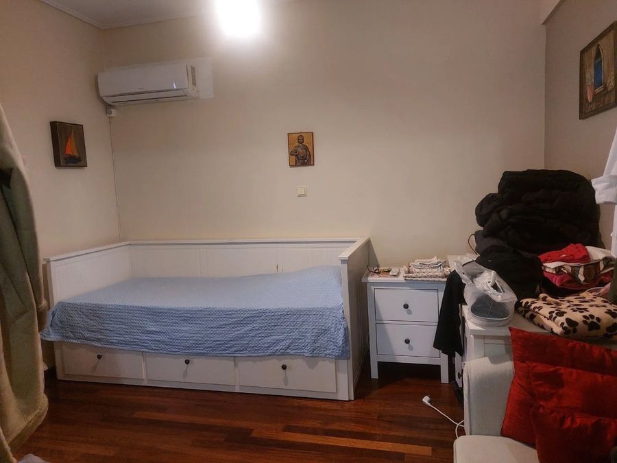 Photo 367677927